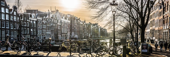 Amsterdam: Übernachtung im neuen 4* Null-Energie-Hotel ab 79€ für zwei Personen